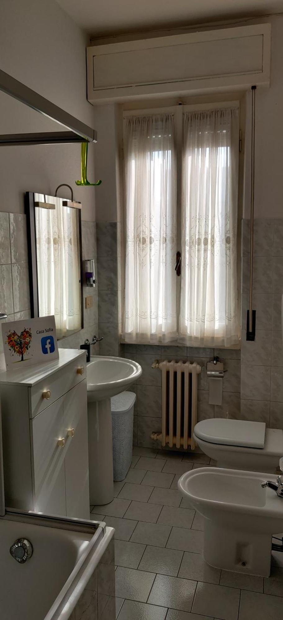 "Casa Sofia" Appartamento Raffalda Zona Clinica Piacenza Exterior foto